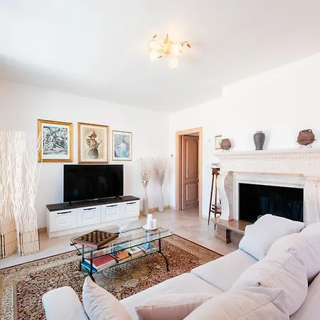 Villa Donna Franca By Sthey *